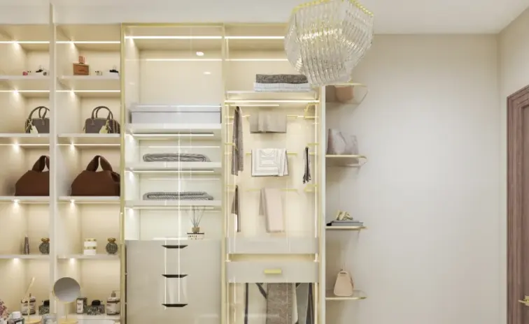 Walk in closet
