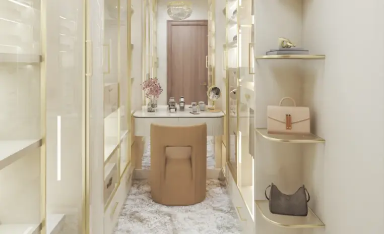 Walk in closet