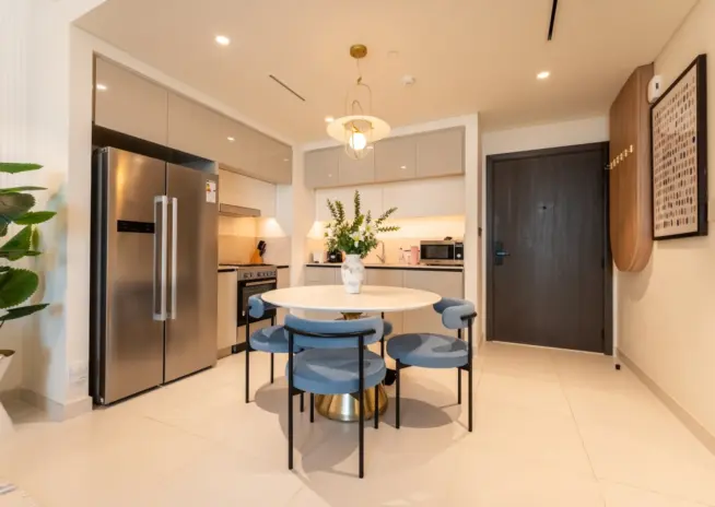 beachfront kitchen dining