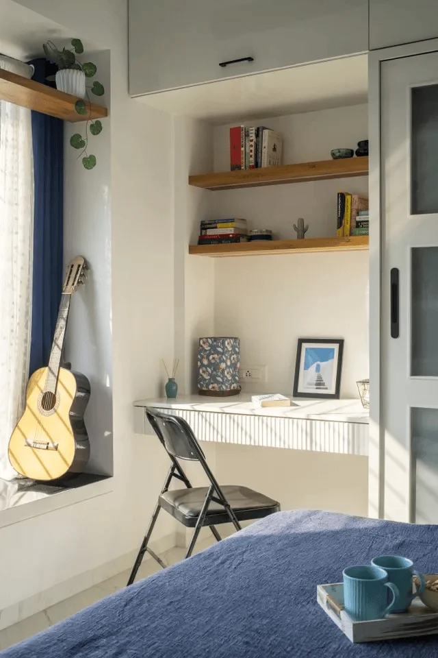 bedroom-study-wall-floating-desk-warm-lighting