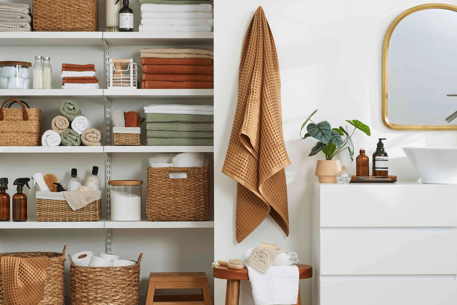 bathroom remodel ideas with coordinated linens and woven storage baskets