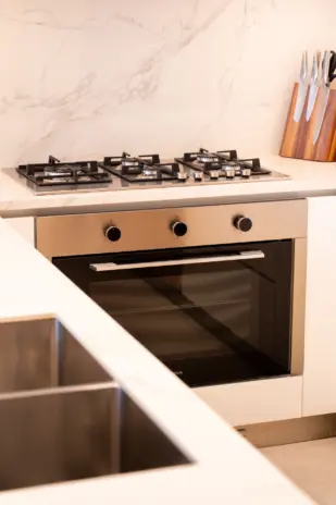 ellington house kitchen