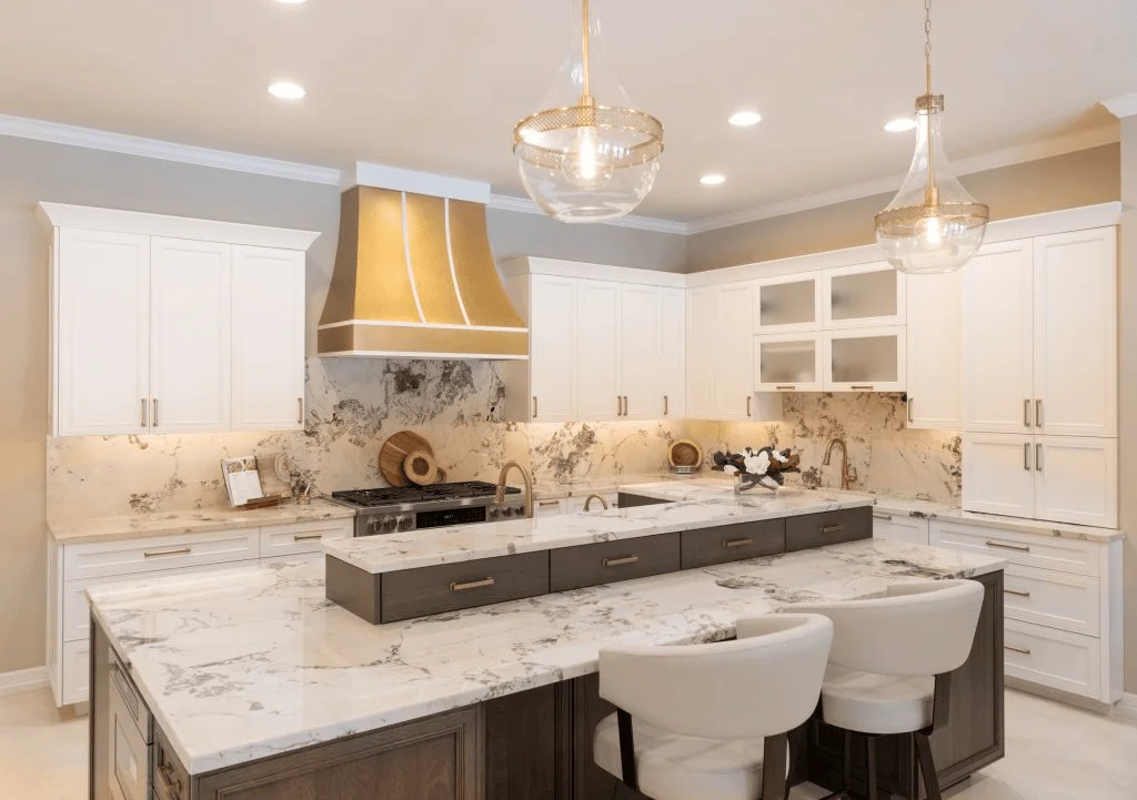 Luxe Transitional - Open modern kitchen