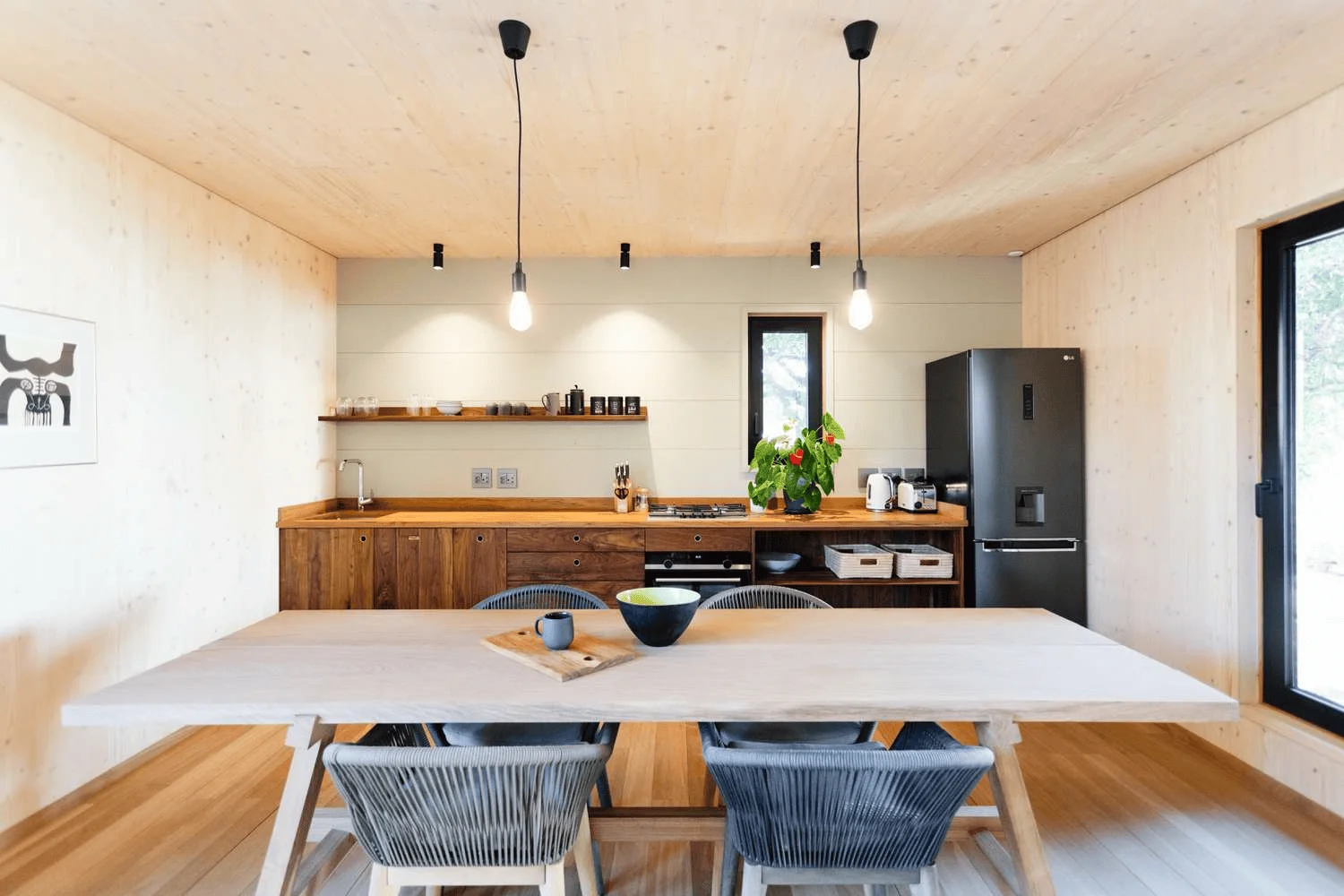 Scandinavian straight-line kitchen