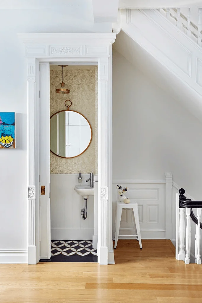 small-bathroom-pocket-door-space-saving-layout