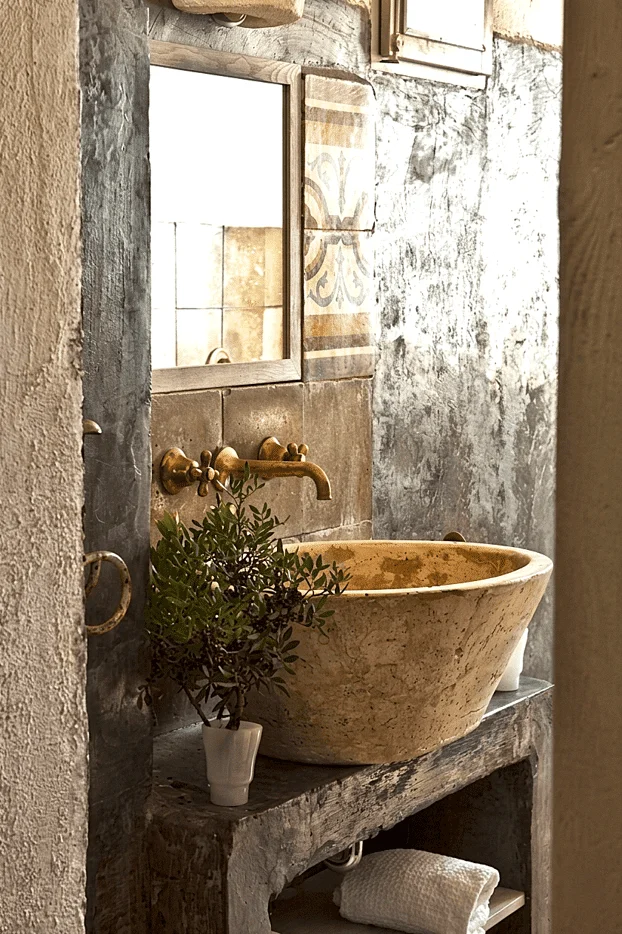 Stone Plinth Vanity Mediterranean style design